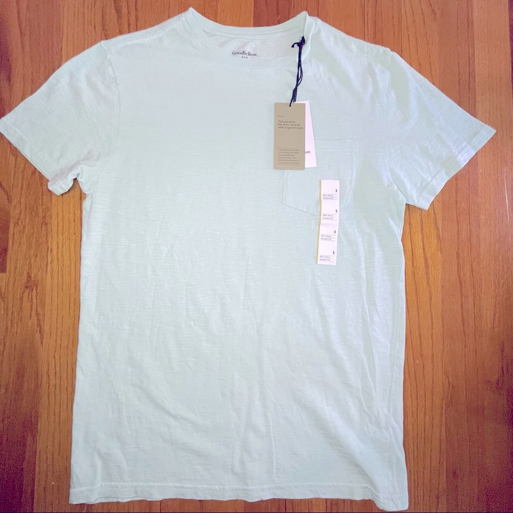 Light Green T-Shirt w/ Front Pocket